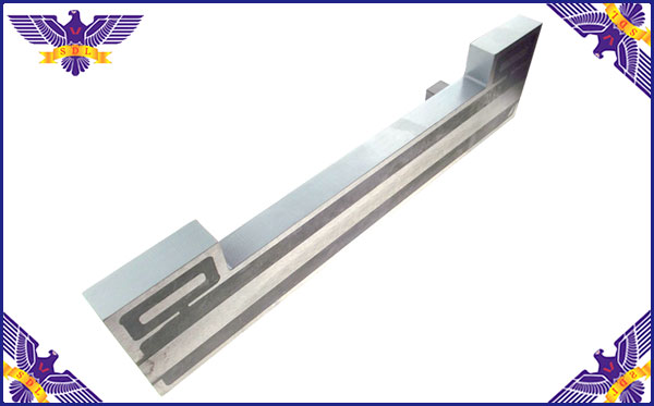 ��е��ǿ����ʣ��������ϵ����